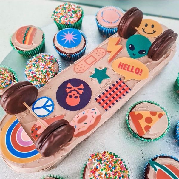 Skateboard Cake Decorating Set